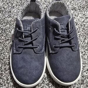 Oshkosh 10M Boys Shoes